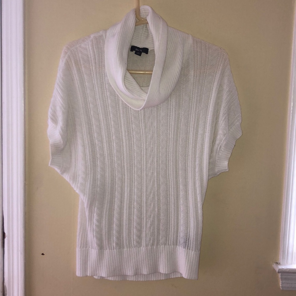 Short BCX Sleeve Sweater